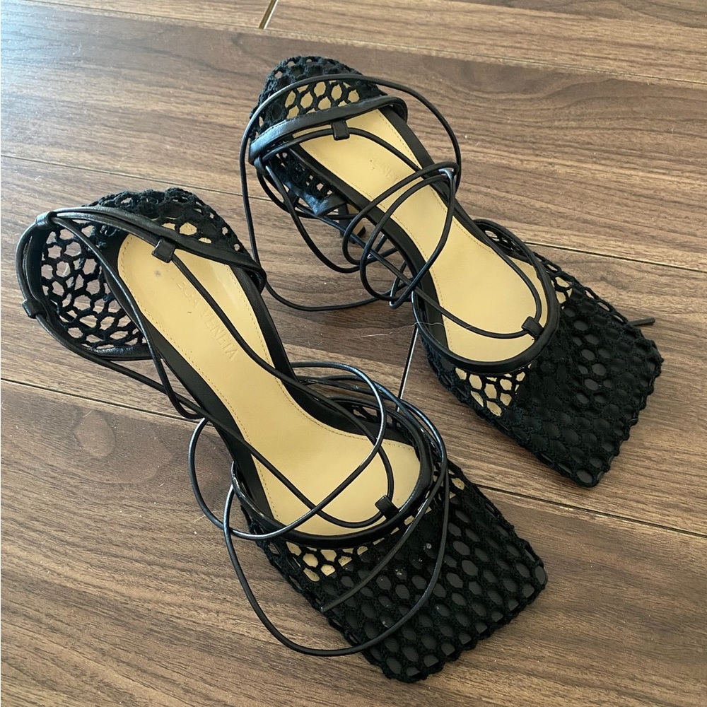 Bottega Veneta Stretch Lace-Up Sandal